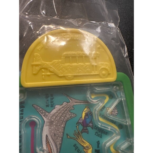 Vintage 1994 Magic School Bus McDonald’s Undersea Adventure Game - Picture 6 of 10